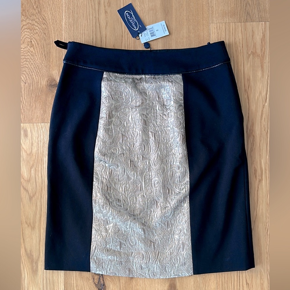 NWT Magaschoni Black and Gold Jacquard Skirt 8